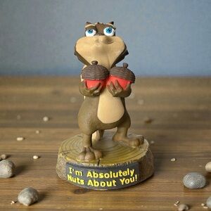 Vintage Kitschy Squirrel figurine, handpainted, 70s Cute Decor